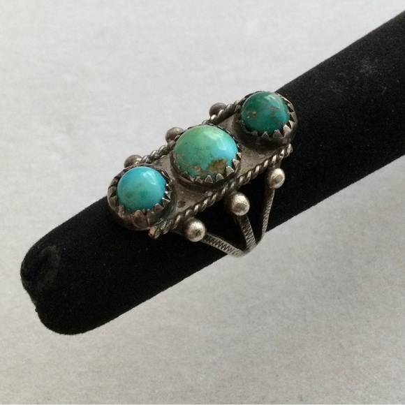 Native American Vintage Triple Stone Ring - Sterling w Turquoise - Size 3 3/4 - Picture 6 of 9